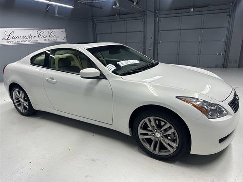 Used 2009 INFINITI G37 x Coupe w/ Premium Pkg AWD/4WD image 8