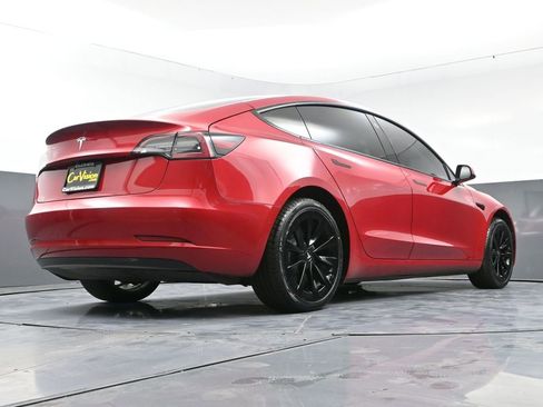 Used 2022 Tesla Model 3 Standard Range image 57