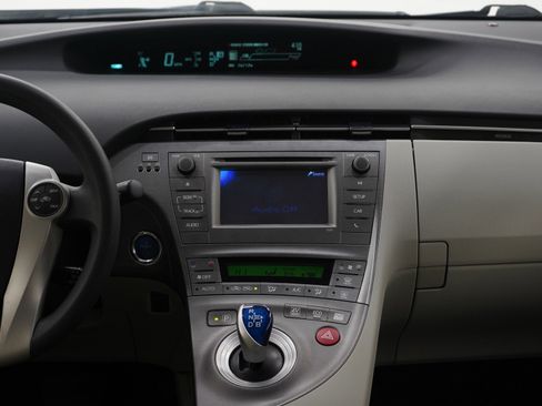 Used 2014 Toyota Prius Two image 15