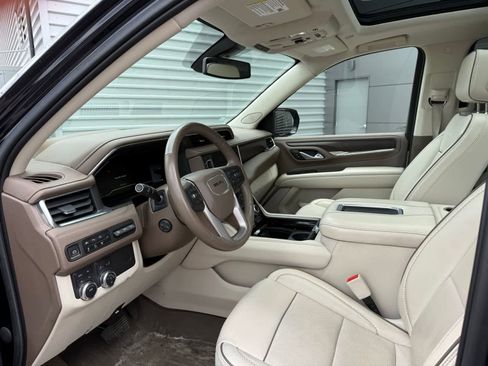 Used 2022 GMC Yukon Denali AWD/4WD image 10