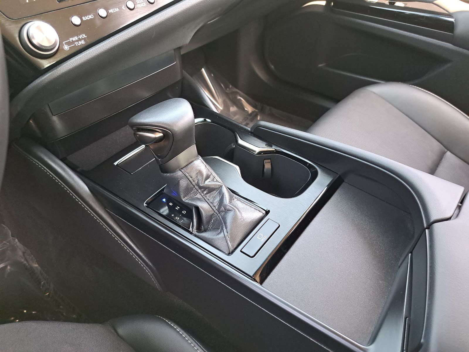 Used 2025 Lexus ES 350 FWD image 27