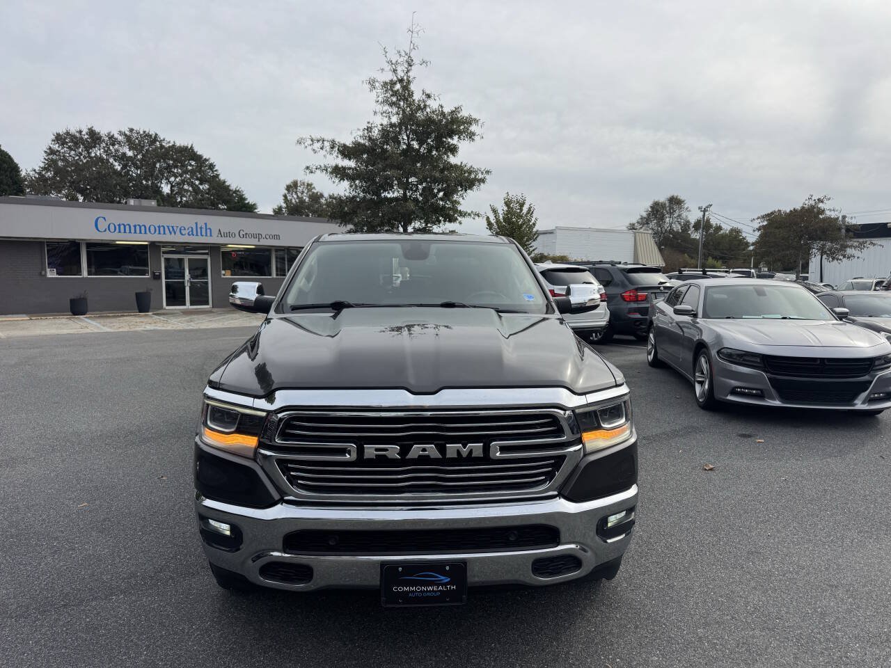Used 2020 RAM 1500 Laramie AWD/4WD image 2