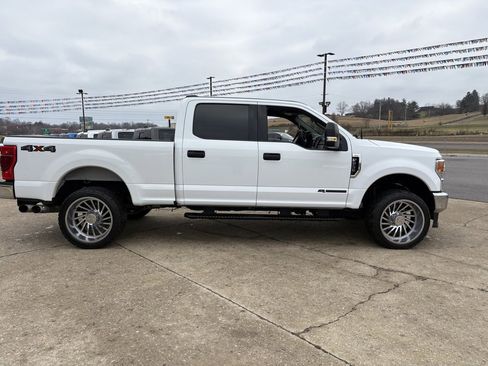 Used 2022 Ford F250 XLT image 6