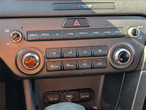 Used 2022 Kia Sportage LX image 26