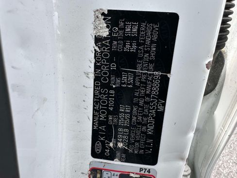 Used 2018 Kia Soul + FWD image 33