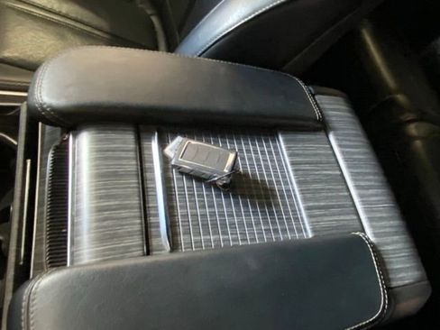 Used 2024 Jeep Wagoneer Series II w/ Flexible Seating Group image 30