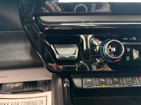 Used 2022 GMC Sierra 1500 AT4 w/ AT4 Premium Package image 35