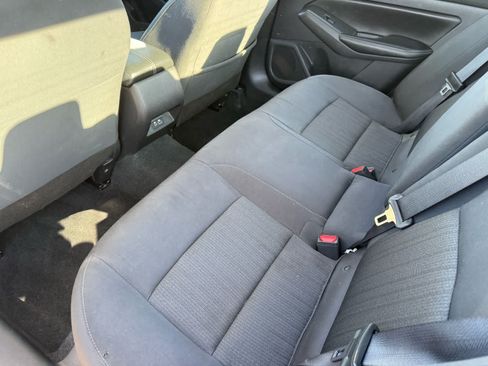 Used 2025 Nissan Altima 2.5 SV AWD/4WD image 10