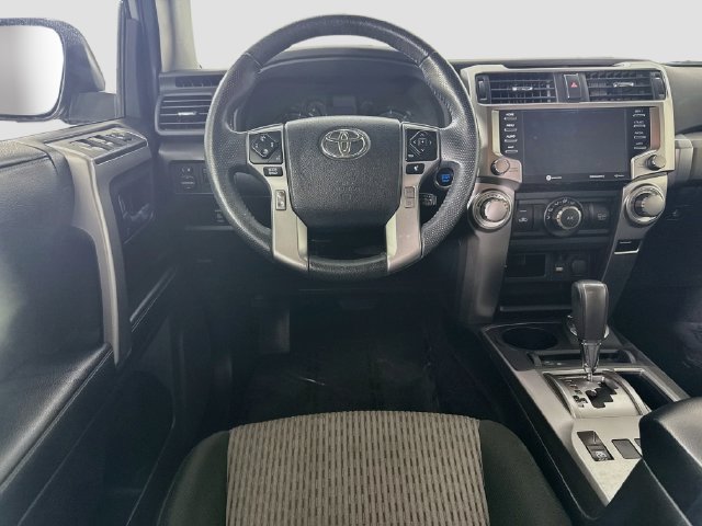 Certified 2022 Toyota 4Runner SR5 AWD/4WD image 23