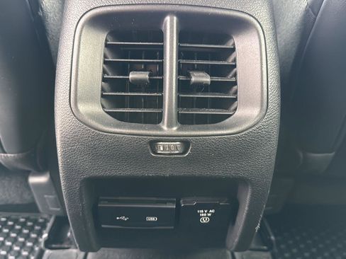 Used 2020 Jeep Cherokee Trailhawk w/ Cold Weather Group image 38