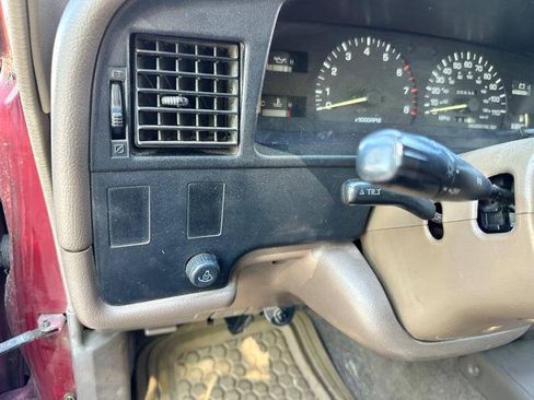 Used 1995 Toyota 4Runner SR5 AWD/4WD image 36