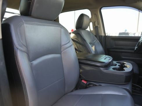 Used 2020 RAM 5500 Tradesman w/ Safety Group image 19