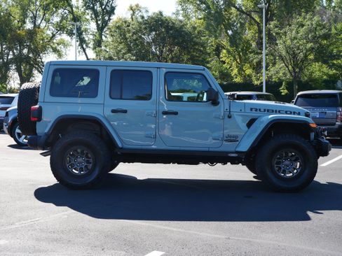 Used 2023 Jeep Wrangler Unlimited Rubicon 392 w/ Xtreme Recon 35" Tire Package AWD/4WD image 10