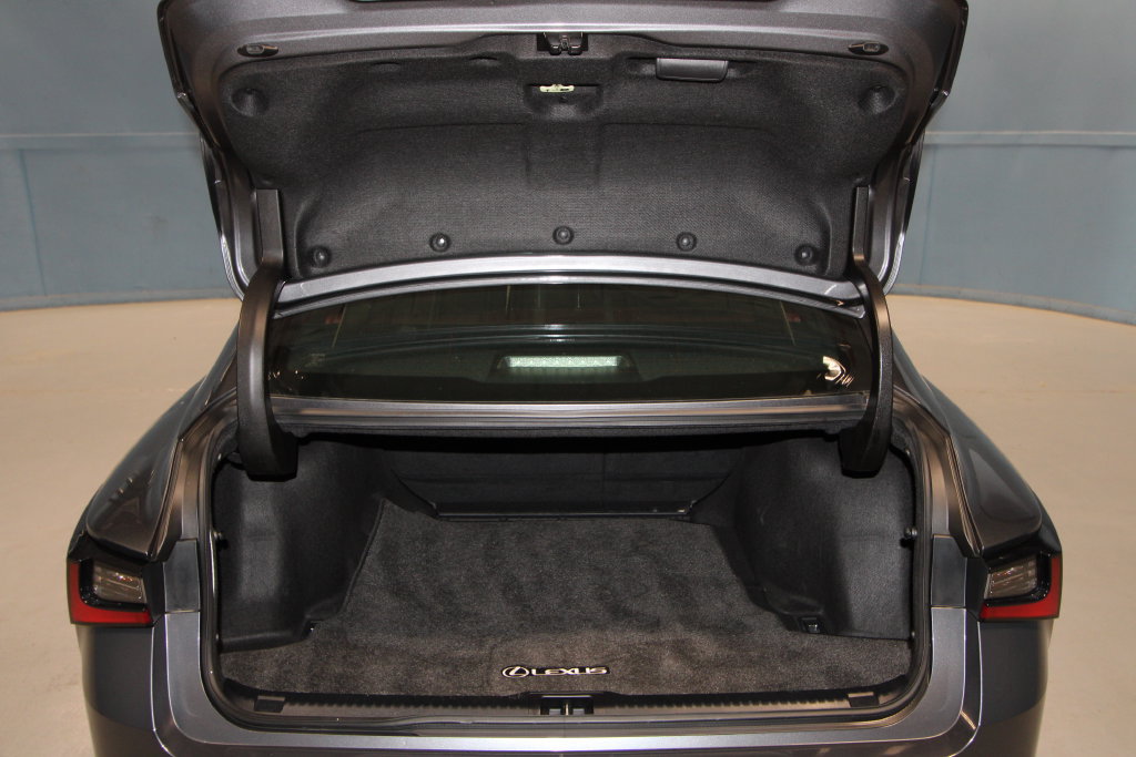 Used 2024 Lexus IS 300 w/ Premium Package RWD image 38