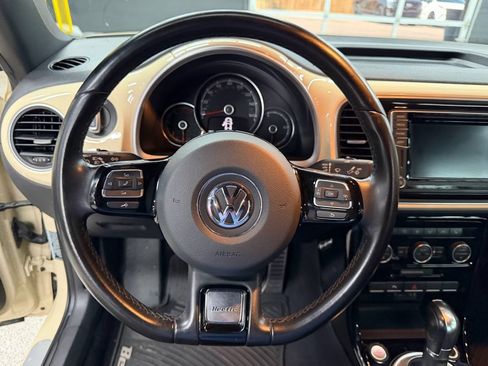 Used 2019 Volkswagen Beetle 2.0T Final Edition SEL FWD image 29