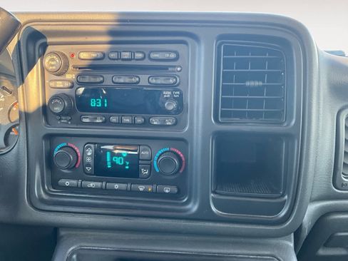 Used 2006 GMC Sierra 1500 SLT w/ Onstar Plus Package image 15