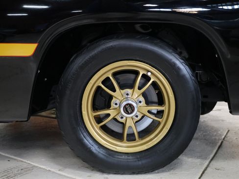 Used 1992 Dodge D/W Truck 150 image 15