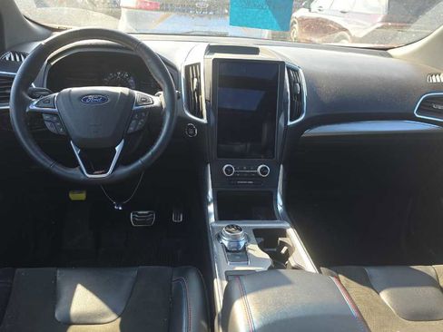 Used 2023 Ford Edge ST w/ Equipment Group 401A image 8