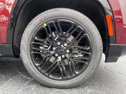 New 2025 Jeep Wagoneer Series II w/ Convenience Group I image 38