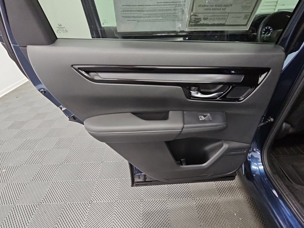 Used 2024 Honda CR-V EX-L image 32