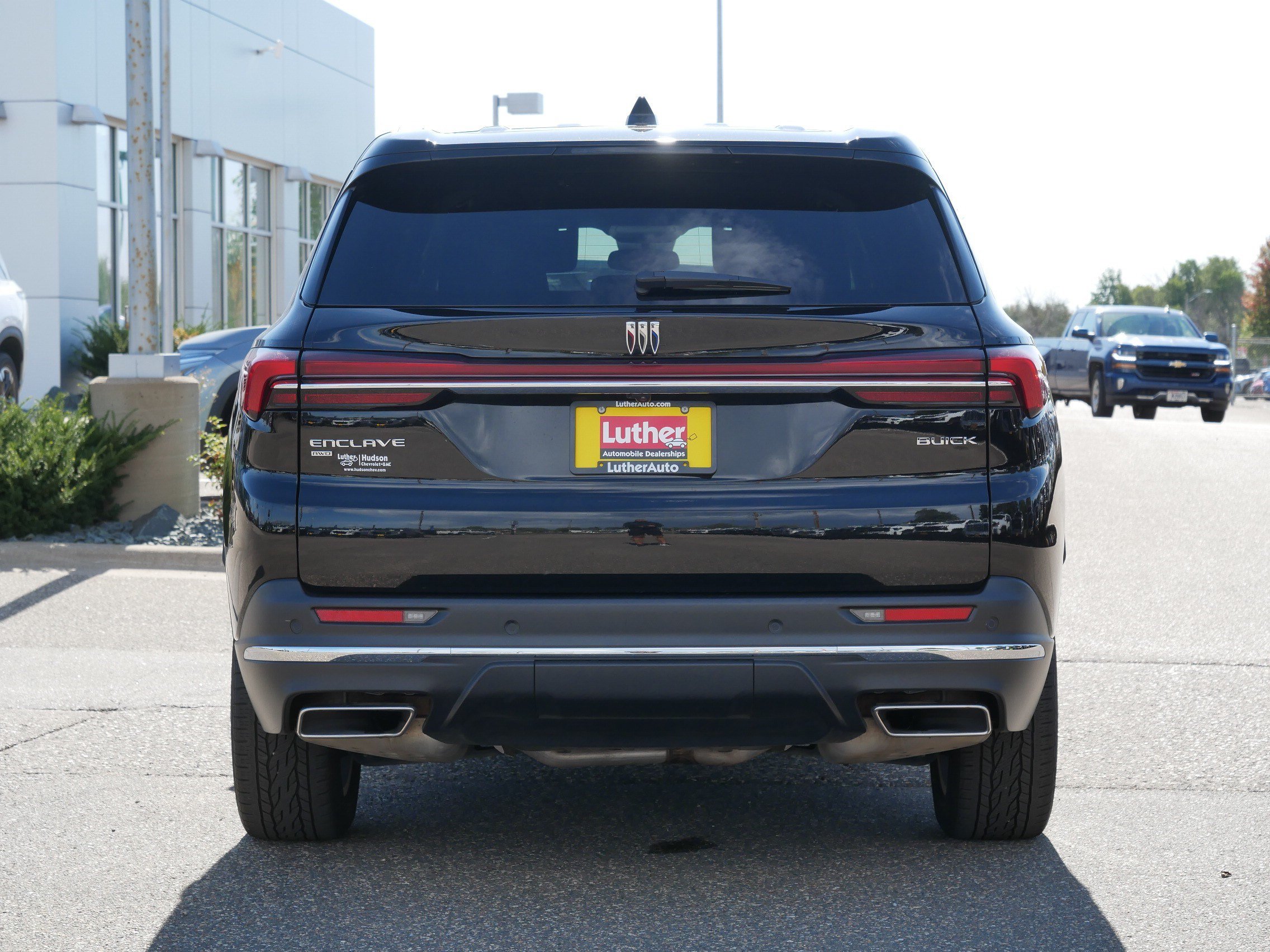 Used 2026 Buick Enclave Preferred AWD/4WD image 6