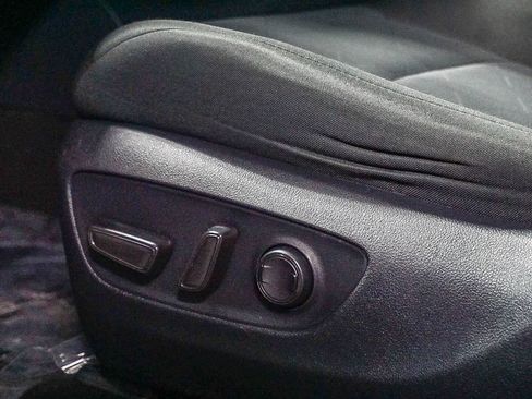 Certified 2024 Toyota RAV4 XLE FWD image 22