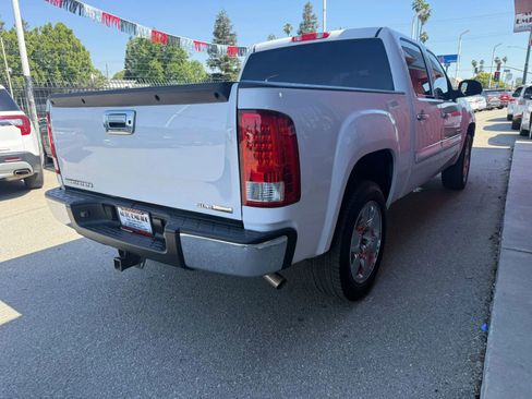 Used 2011 GMC Sierra 1500 SLE w/ Regional Value Package RWD image 6