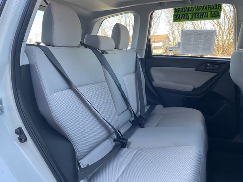 Used 2015 Subaru Forester 2.5i Premium image 35