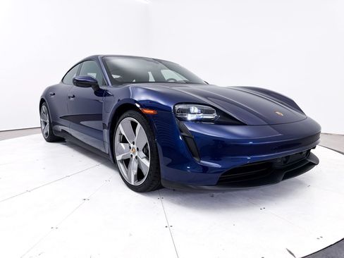Used 2022 Porsche Taycan RWD image 14