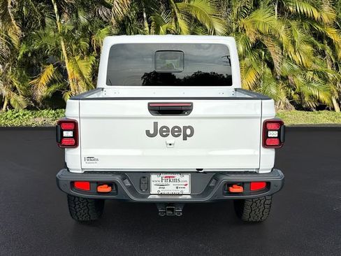 New 2026 Jeep Gladiator Mojave image 4