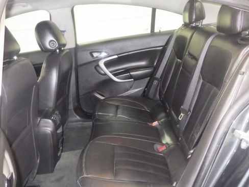 Used 2017 Buick Regal Premium w/ Driver Confidence Package #2 image 7