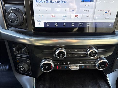 Used 2023 Ford F150 Lariat w/ Equipment Group 502A High image 30