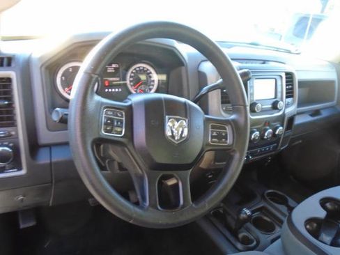 Used 2017 RAM 3500 Tradesman w/ Chrome Appearance Group image 19