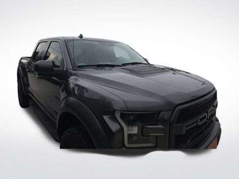 Used 2019 Ford F150 Raptor w/ Equipment Group 802A Luxury AWD/4WD image 7