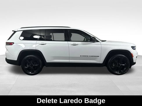 Used 2023 Jeep Grand Cherokee L Laredo AWD/4WD image 13