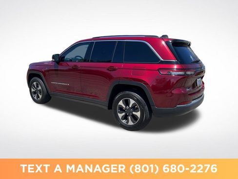 Used 2023 Jeep Grand Cherokee 4WD 4xe image 3