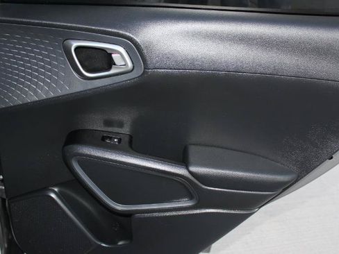 Used 2023 Kia Soul EX FWD image 16
