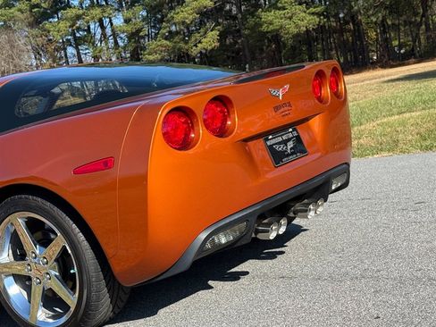 Used 2008 Chevrolet Corvette Coupe w/ Preferred Equipment Group RWD image 21