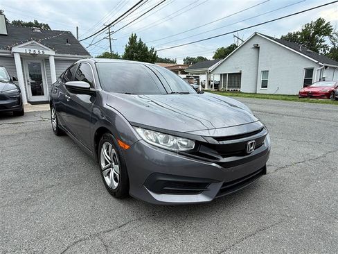 Used 2018 Honda Civic LX image 7