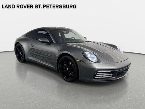 Used 2021 Porsche 911 Carrera RWD image 3