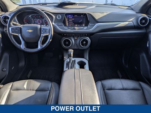 Used 2022 Chevrolet Blazer LT w/ Sound & Technology Package FWD image 17