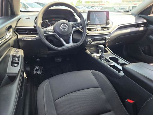 Used 2022 Nissan Altima 2.5 SV FWD image 19