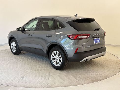 Certified 2025 Ford Escape Active image 3