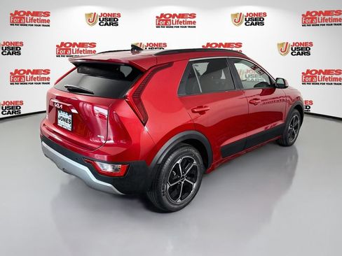 Used 2023 Kia Niro EX FWD image 15