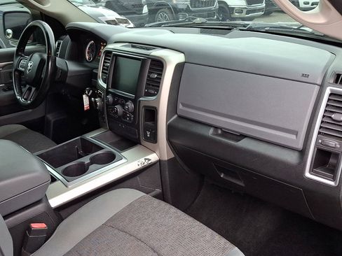 Used 2015 RAM 1500 Big Horn AWD/4WD image 9