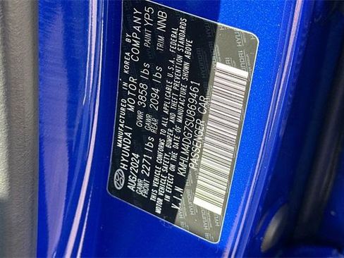 Used 2025 Hyundai Elantra Sport image 28