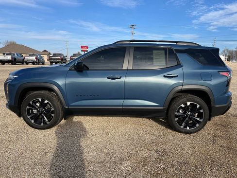 Used 2025 Chevrolet Equinox RS image 2