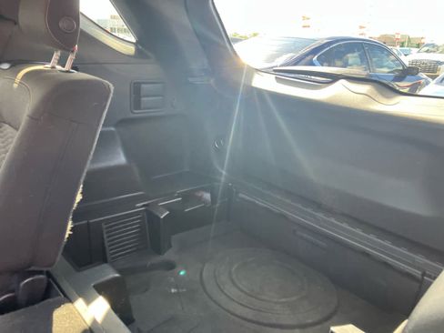 Used 2019 Chevrolet Equinox LT image 27