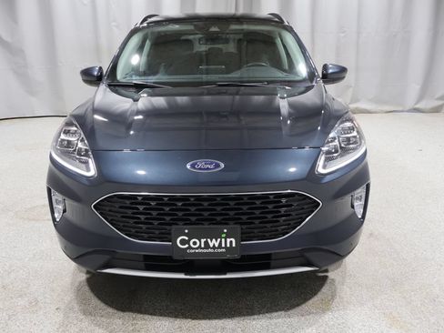 Used 2022 Ford Escape Titanium AWD/4WD image 8