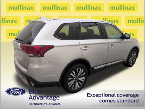 Used 2019 Mitsubishi Outlander SE FWD image 3